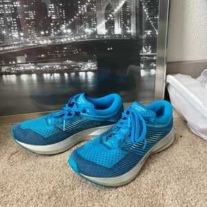 Brooks Levitate Running Shoes Women’s Size 8
